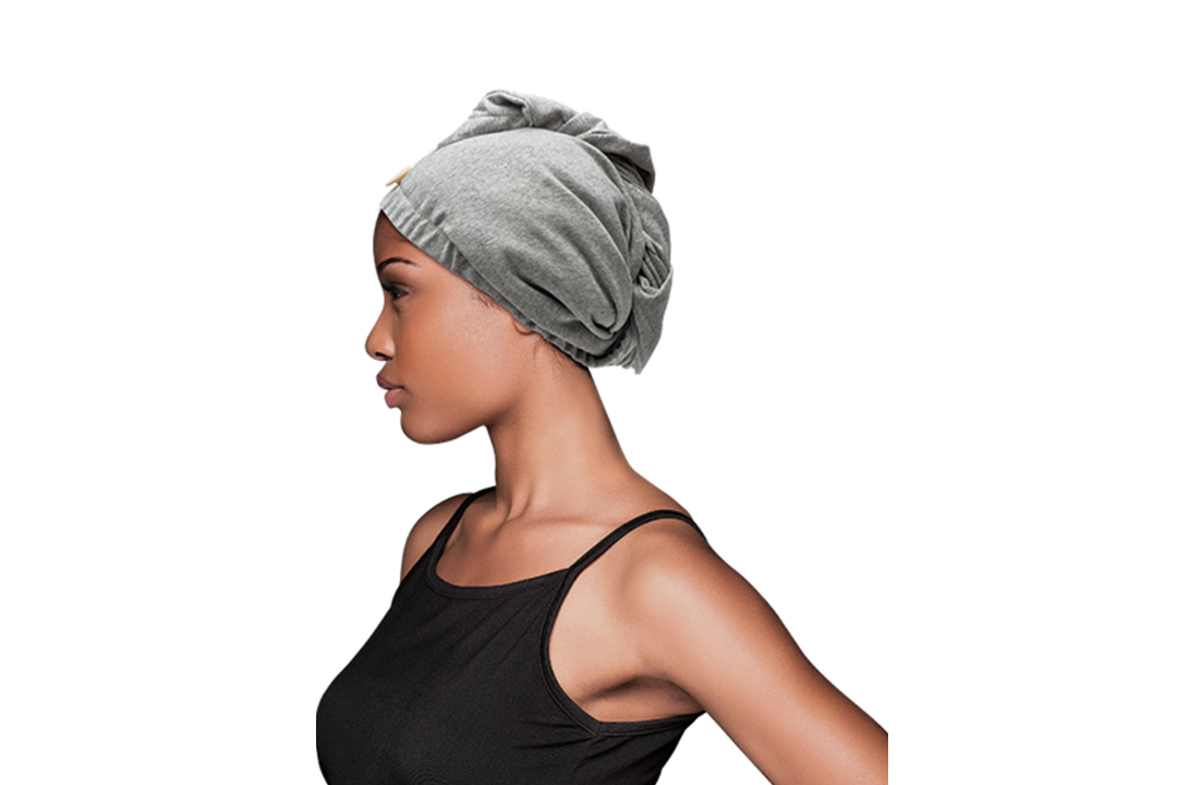 The Benefits of a Frizz-Free Hair Drying Tee