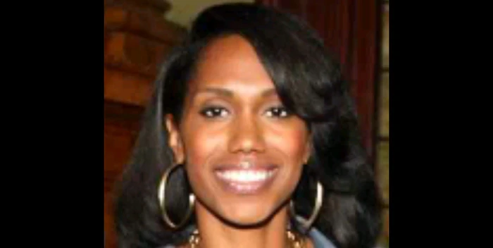 Ultimate Beauty Arsenal: Juliet Ware, Stay-At-Home Mom