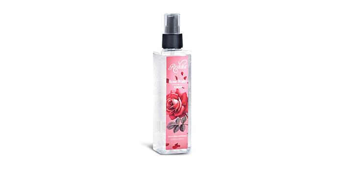 GREAT SKIN SMELLS LIKE ROSE WATER TONER